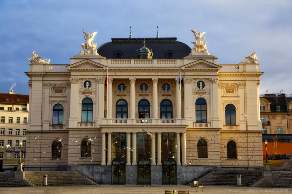 Opernhaus (Zurich)