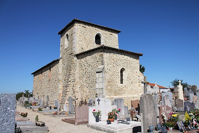 Société de déménagement à Pusignan: ancienne église abbatiale de Moifond