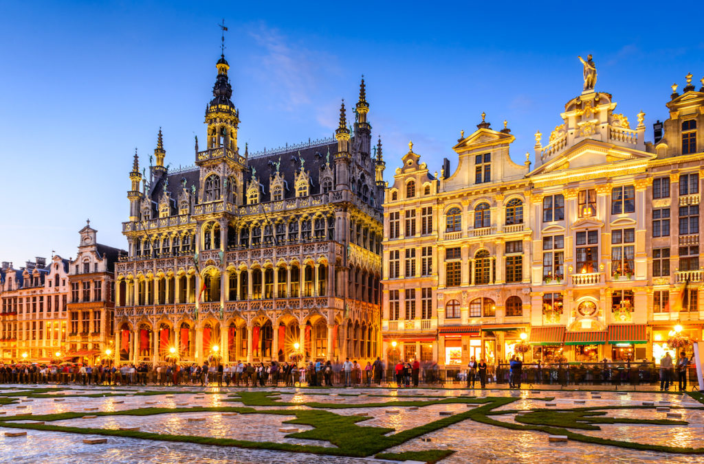 Déménager en Belgique: La grande Place et la maison du roi à Bruxelles