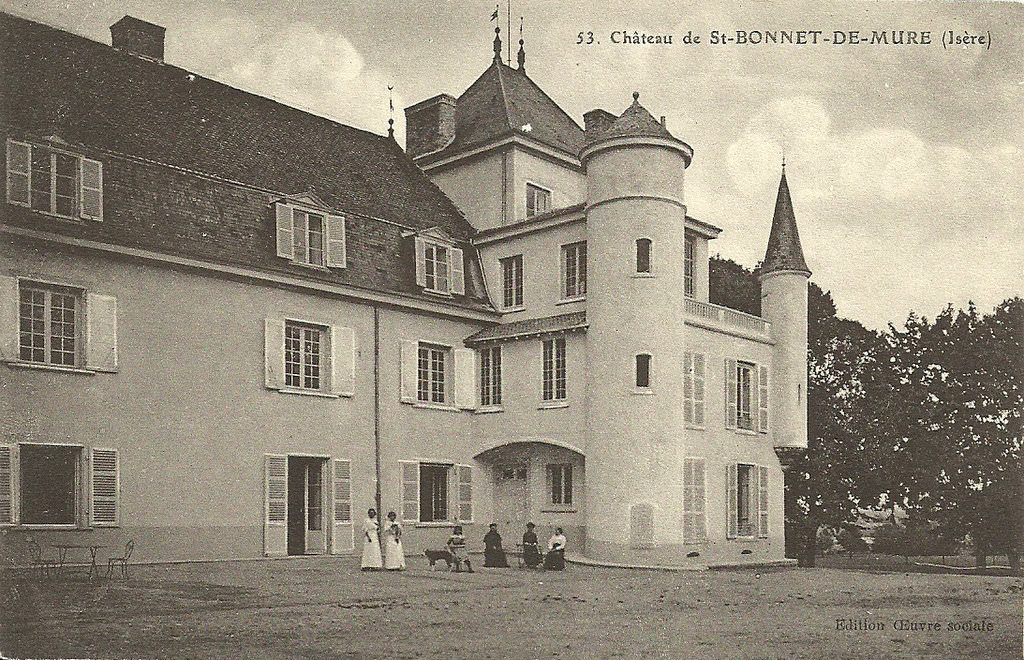 Chateau de Saint Bonnet de Mure